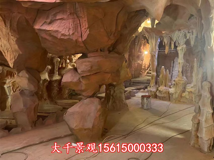 點(diǎn)擊查看詳細(xì)信息<br>標(biāo)題：溶洞民宿 閱讀次數(shù)：252